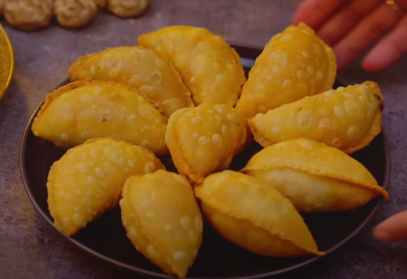 Gujiya